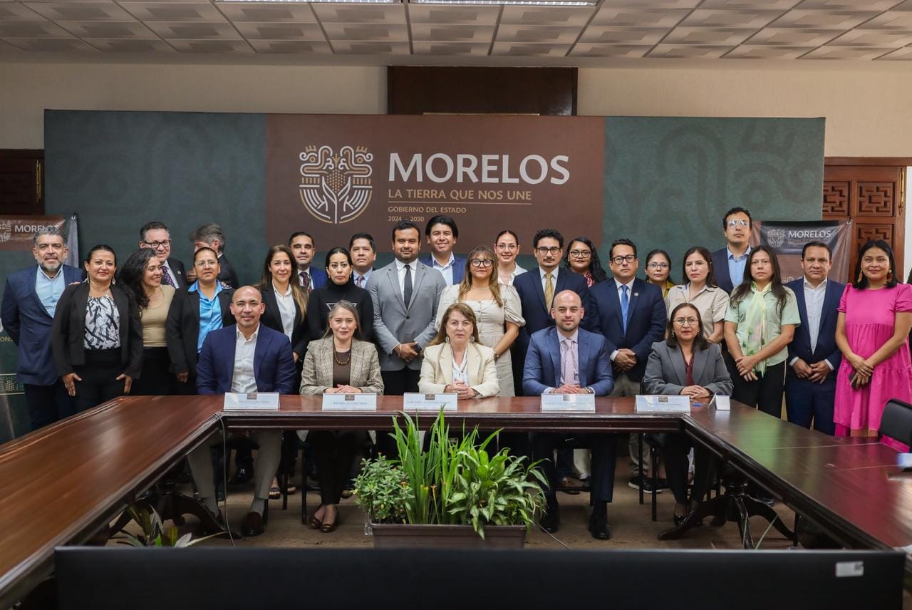 Gobernadora González Saravia instala la comisión de estudios jurídicos del poder ejecutivo