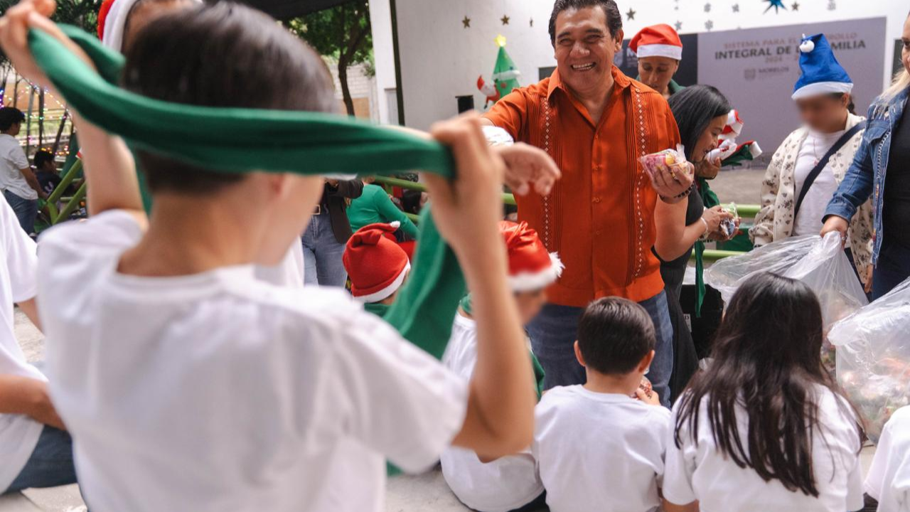 Realiza SEDIF tradicional Posada Navideña