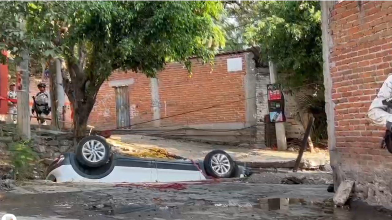 Familia pierde la vida tras caer a canal de agua en Jiutepec