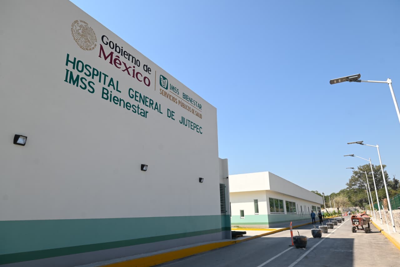Gobernadora supervisa avances del Hospital General de Jiutepec