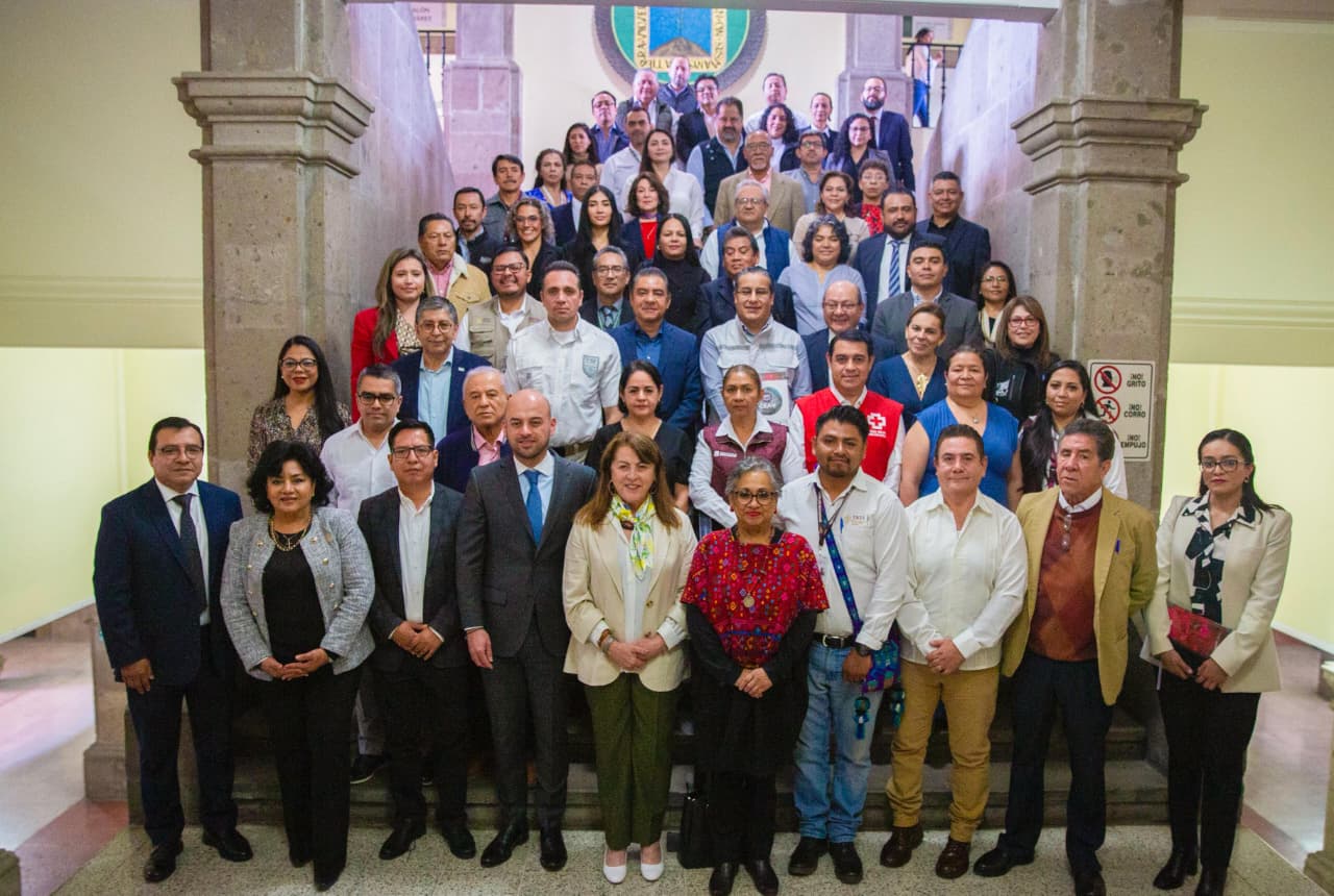 Gobernadora de Morelos se reúne con representantes del Gobierno Federal