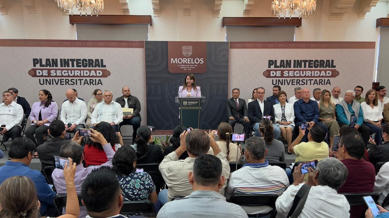 Presenta Margarita González Saravia Plan Integral de Seguridad Universitaria