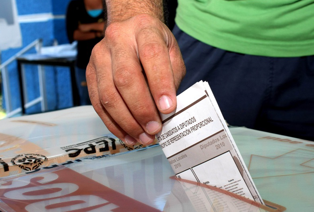 Alcaldes “chapulinean” justo antes de iniciar el proceso electoral