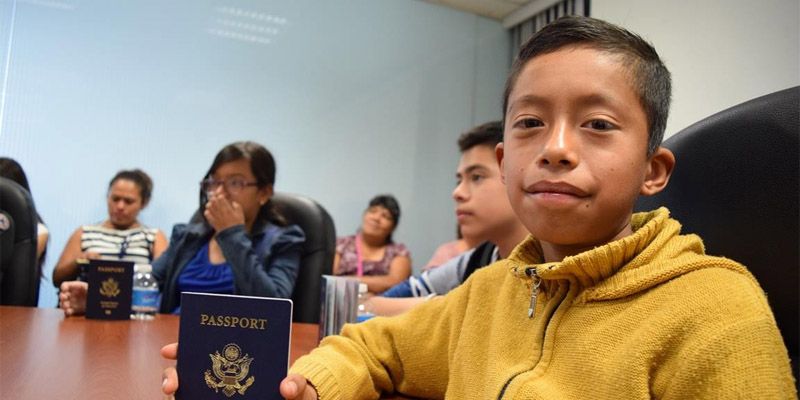 Regulariza documentación para tus hijos