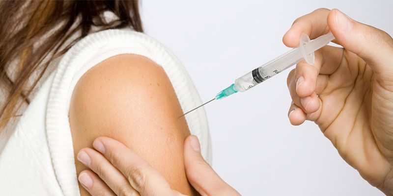 Se aplican más de 670 mil vacunas