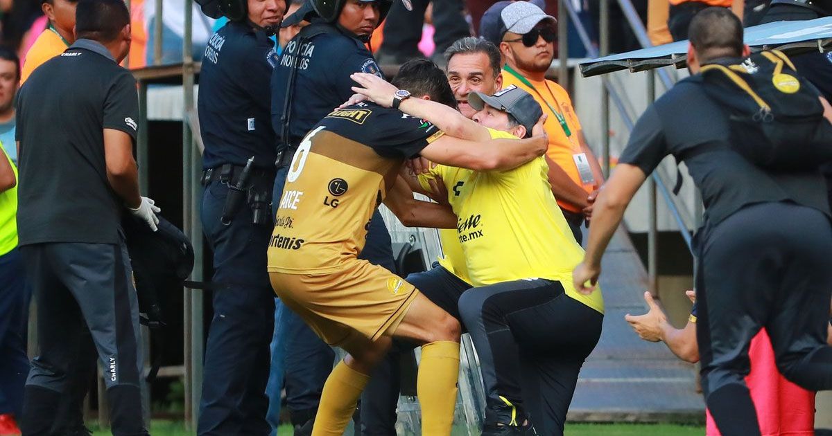 Maradona y Dorados derrotan al Zacatepec