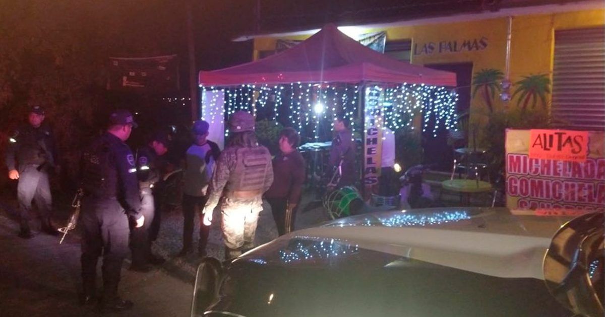 “Seguiremos cerrando bares y antros”