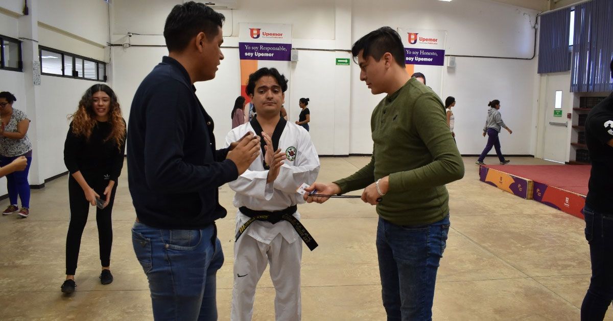 Abre UPEMOR taller de defensa personal