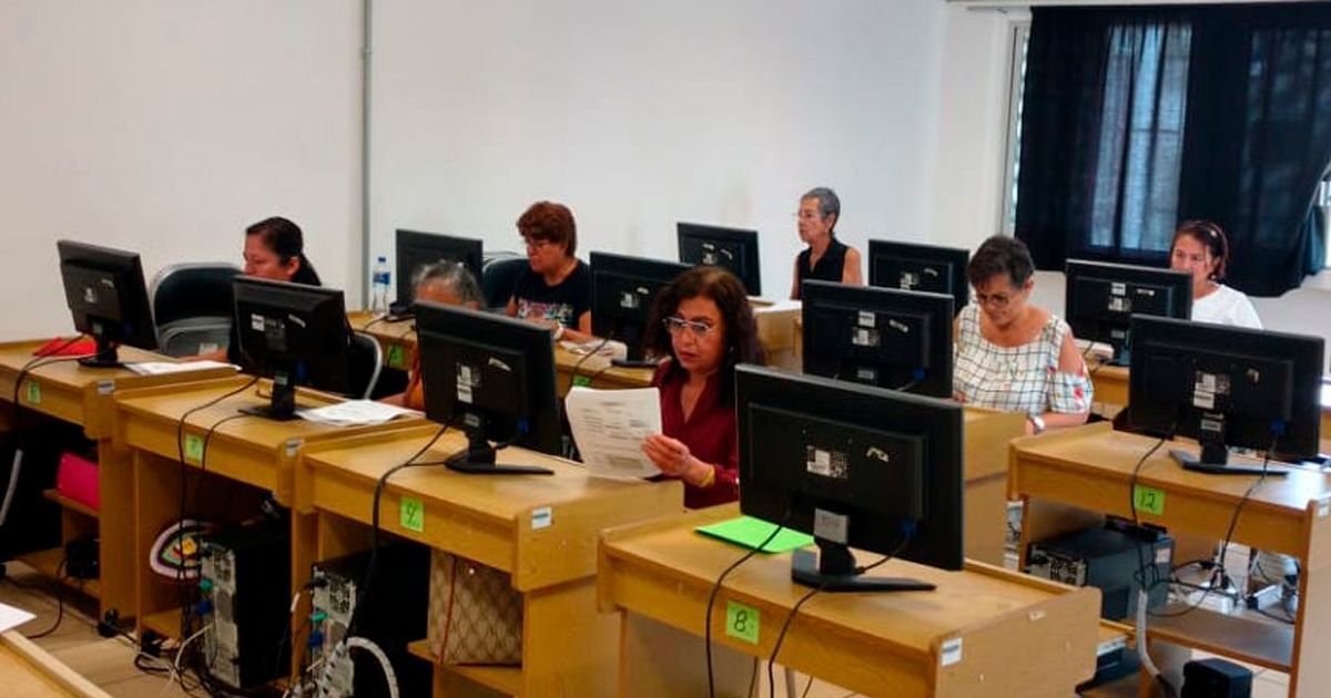 Imparte DIF Morelos cursos de computación básica