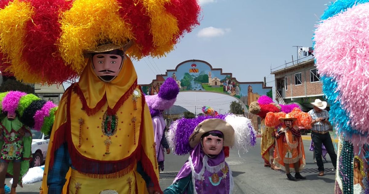 Sayones de Tetela del Volcán cautivan al turismo