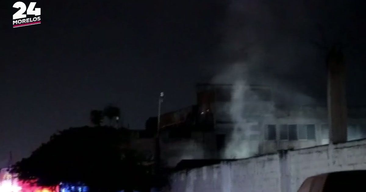 Incendian tres unidades del transporte público en la zona sur