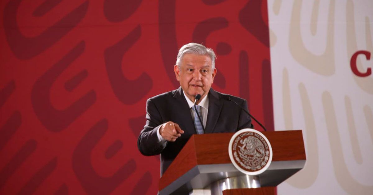 Aplaude AMLO aprobación de la nueva reforma educativa