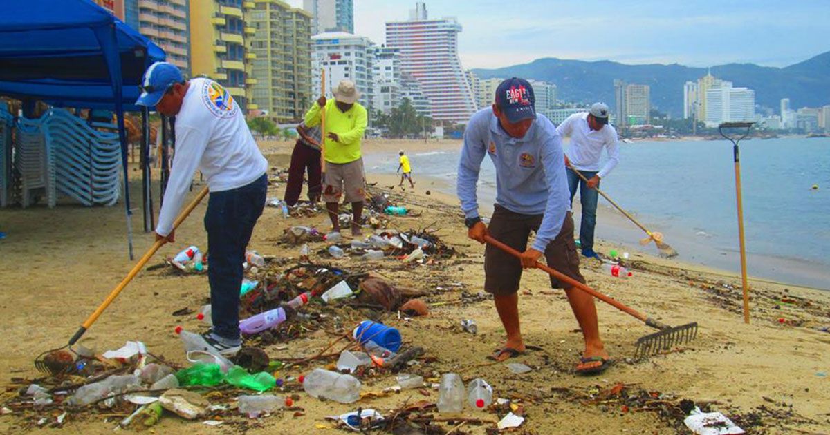 Reportan 90 toneladas de basura en playas de Guerrero