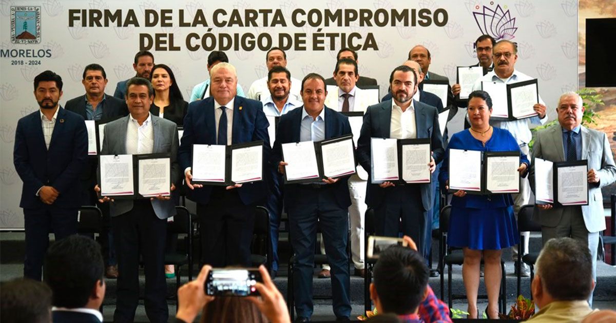 Encabeza Cuauhtémoc Blanco firma del Código de Ética