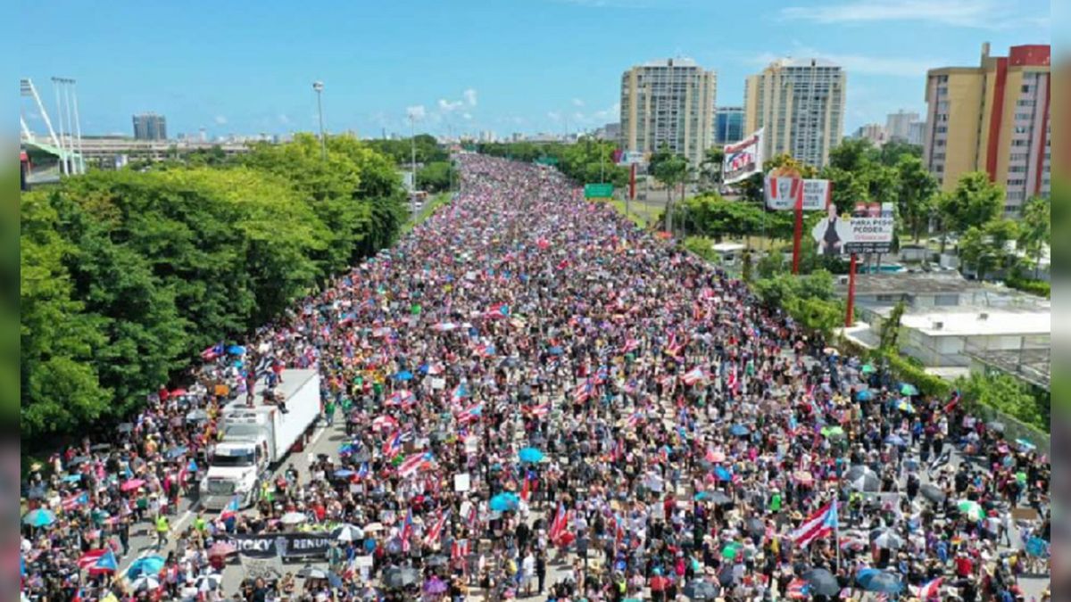 Protestan miles de personas contra gobernador de Puerto Rico