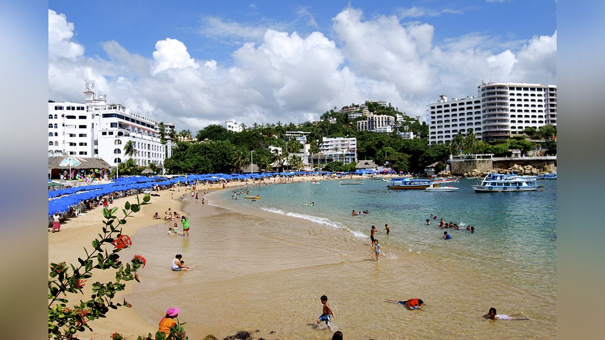 24 Morelos Acapulco Playa