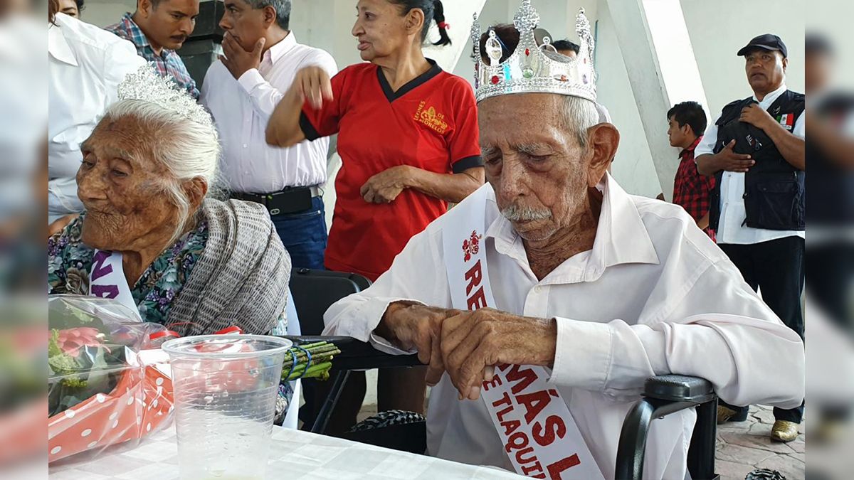 24 Morelos Adultos mayores