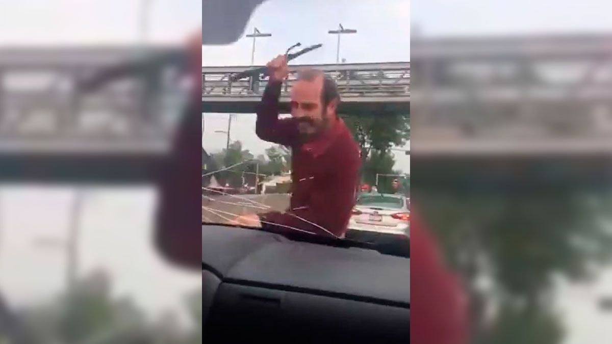 Sujeto ataca a conductora en Tlalpan