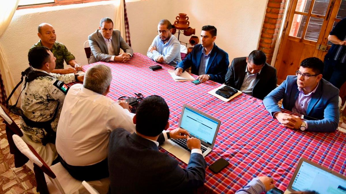 Se reúnen autoridades por riñas en penal de Atlacholoaya