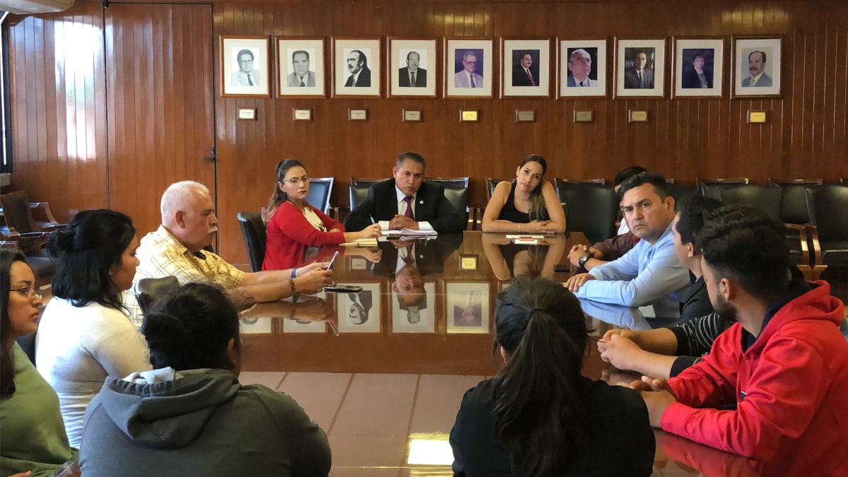 24 Morelos Normalistas en el IEBEM