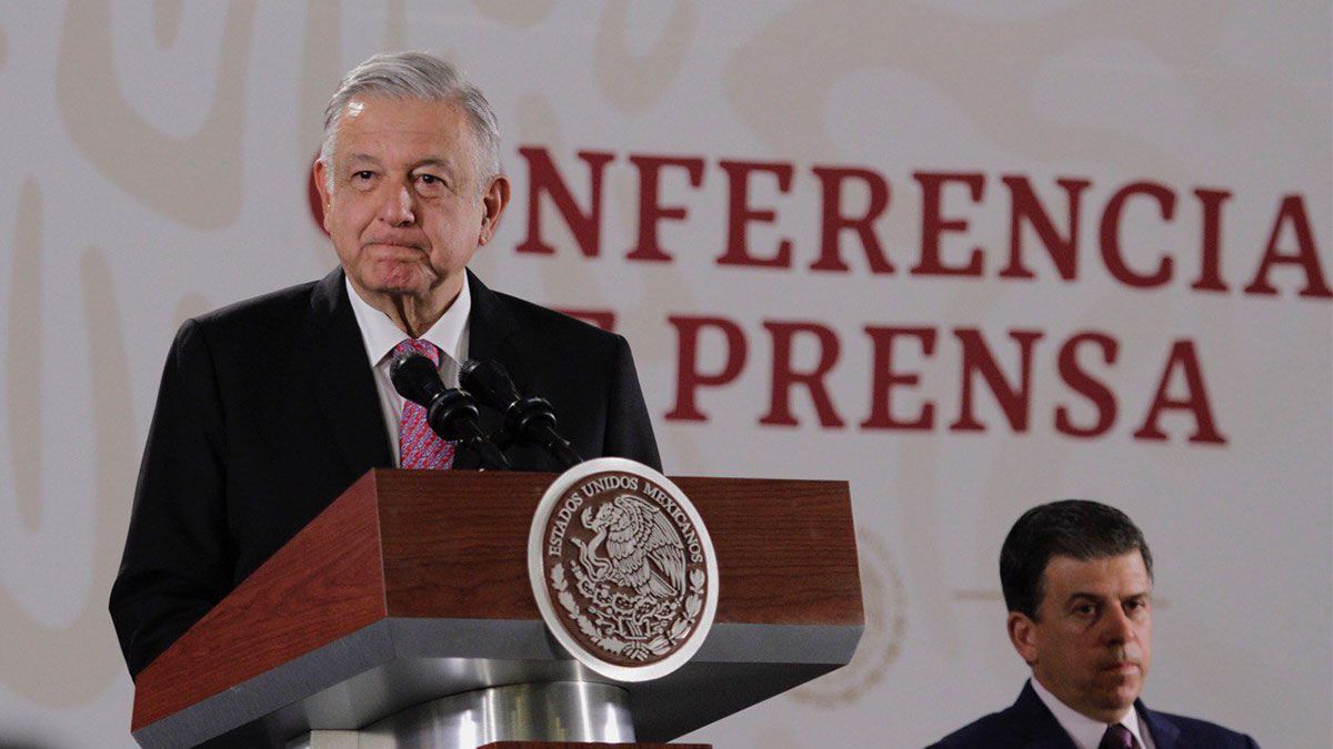 Planea AMLO estrenar libro sobre moral y bienestar