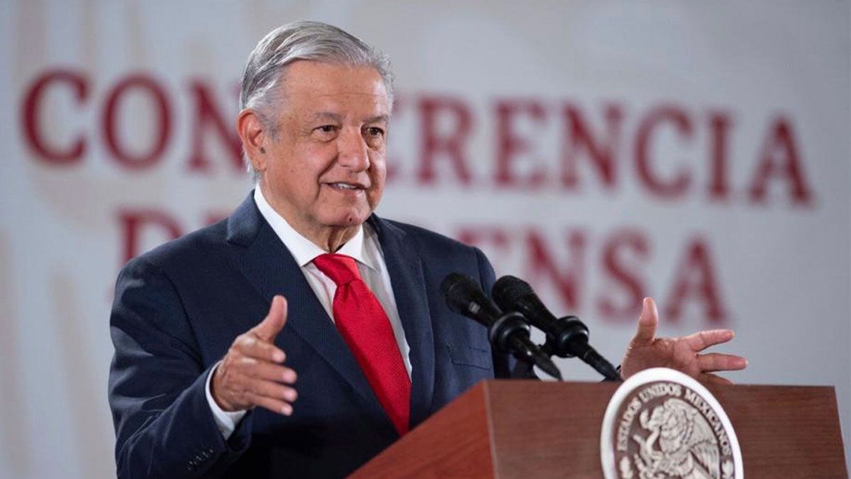 Aplaude AMLO renuncia de Romero Deschamps