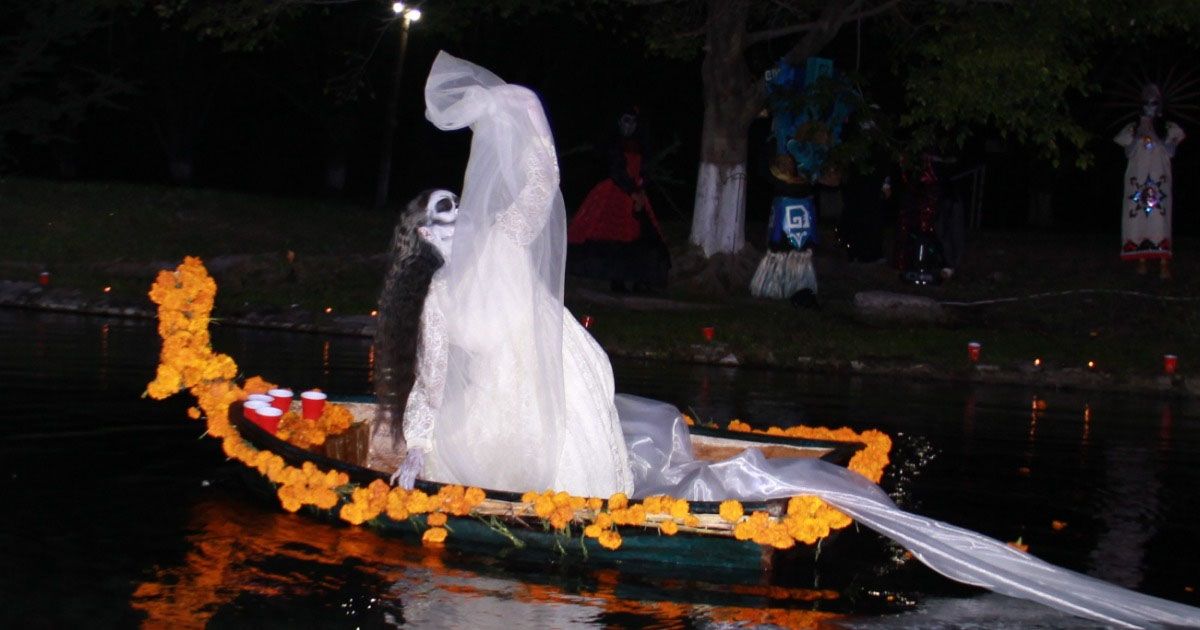 Premian a los ganadores del concurso de ofrendas en Ayala