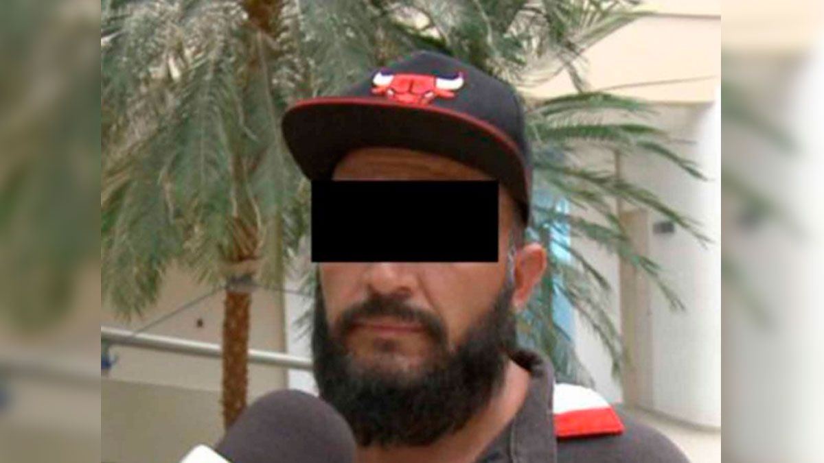 Hombre estrangula a su pareja mientras tenían sexo