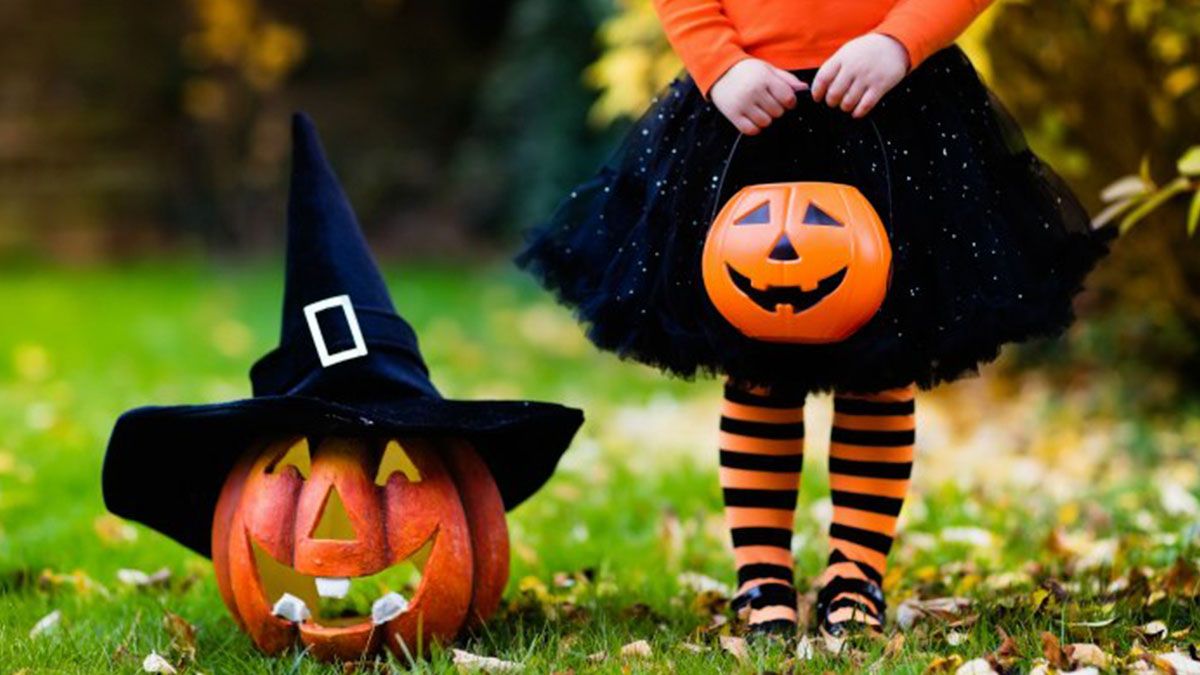 Restringen a pedófilos en Halloween