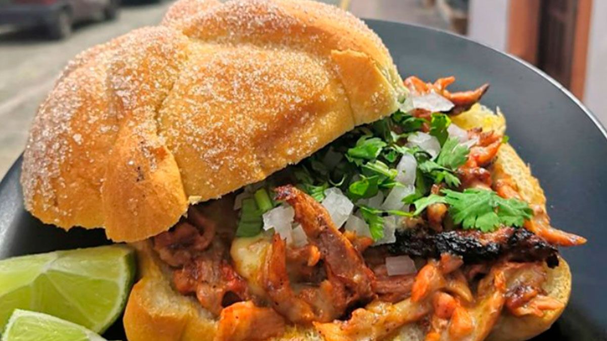 Crean pan de muerto… relleno de pastor