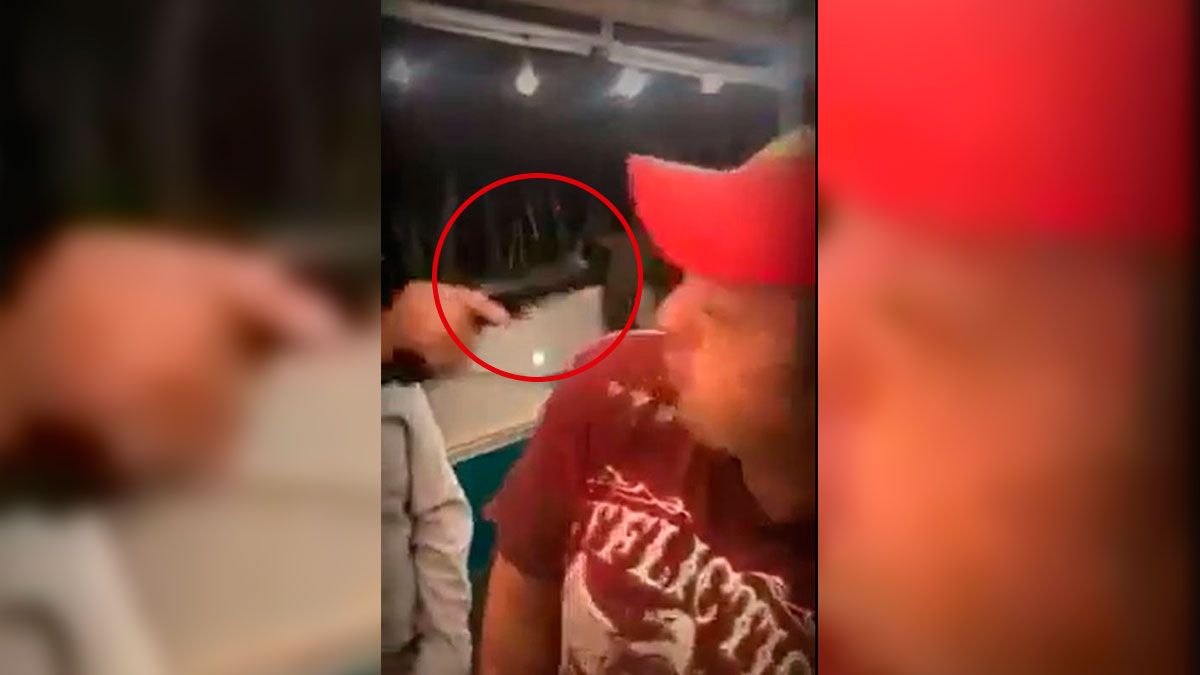 Funcionario en Teziutlán encañonana a ciudadano