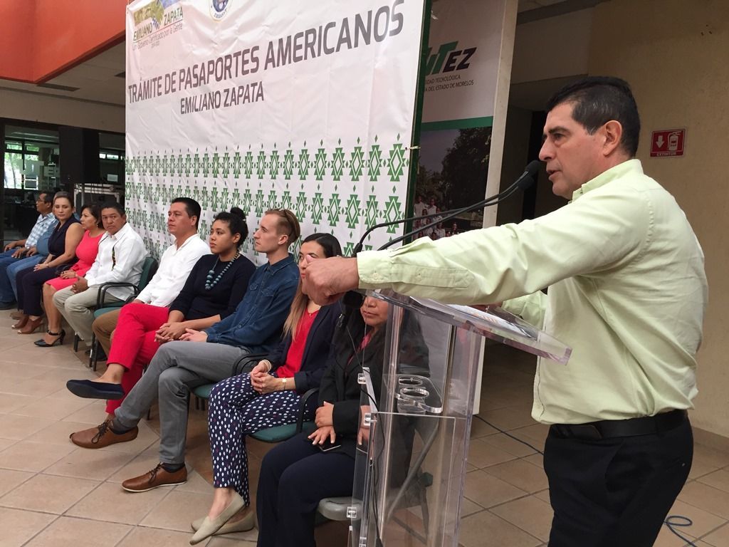 Asesoran a morelenses nacidos en Estados Unidos para tramitar Pasaportes Americanos