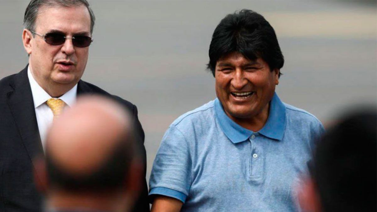 Más de la mitad de mexicanos rechazan asilo político a Evo Morales