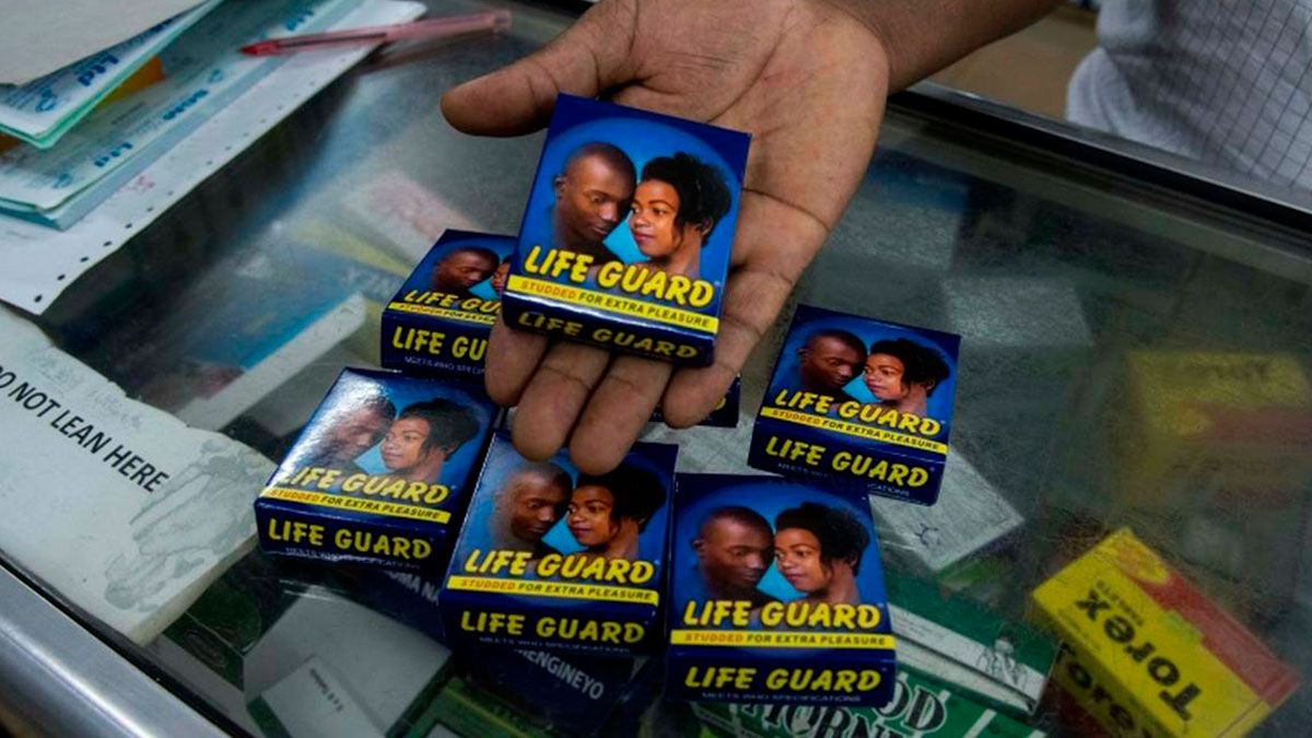 Retiran del mercado 800 mil condones defectuosos