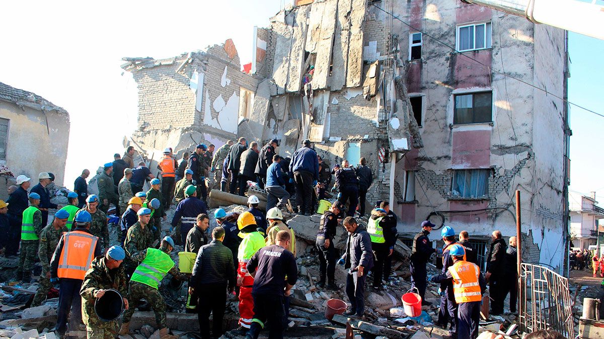 Sismo de 6.4 despierta a Albania