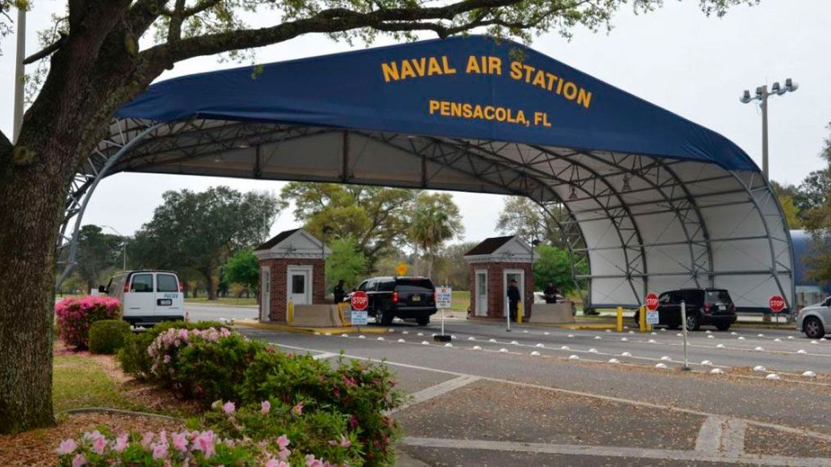 Se registra tiroteo en estación Naval de Florida, EEUU
