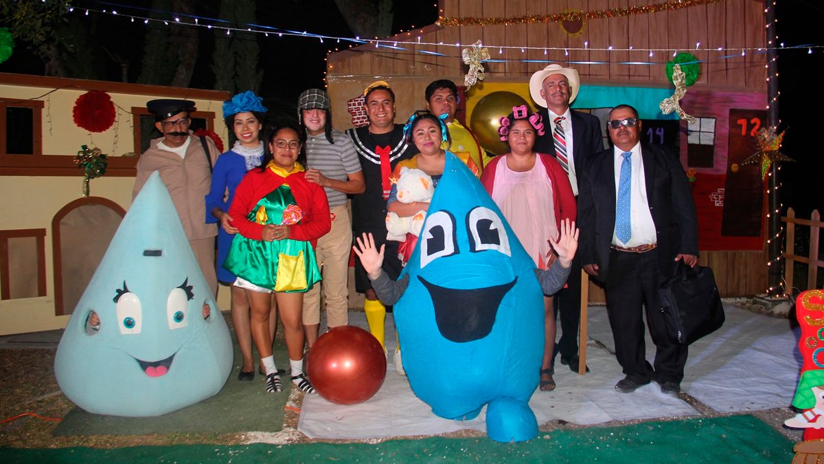 Realiza Ayala con éxito el Pabellón Navideño 2019