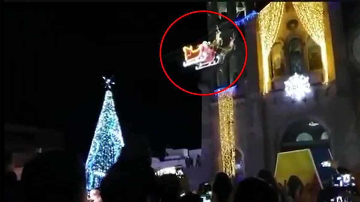 24 Morelos Santa Claus se estrella en Tlaxcala