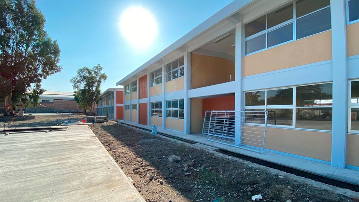 Presentan programa federal “La Escuela es nuestra”