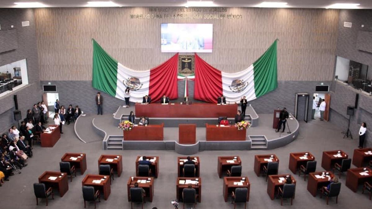 Buscarán sancionar a diputados faltistas