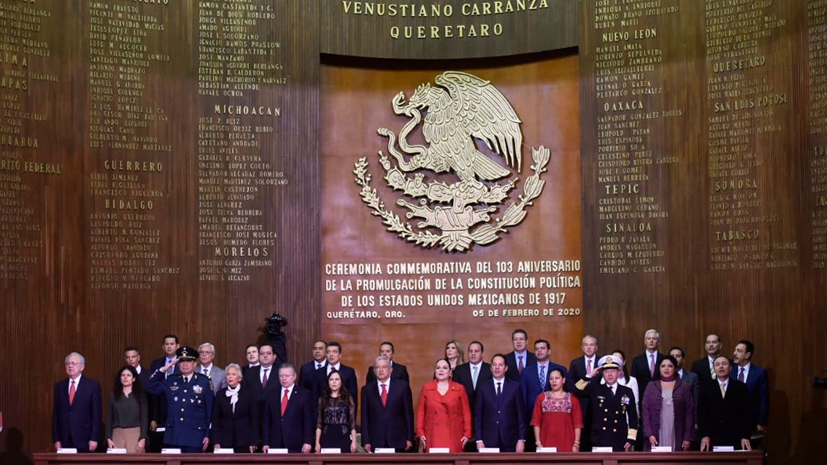 Conmemoran 103 aniversario de la Promulgación de Constitución Méxicana en Querétaro