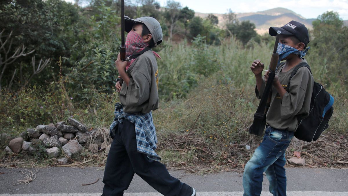 24 Morelos Niños armados