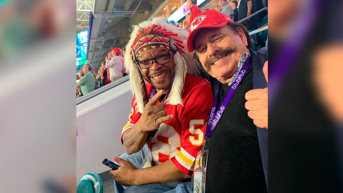 Presume Senador por MORENA su asistencia al Super Bowl