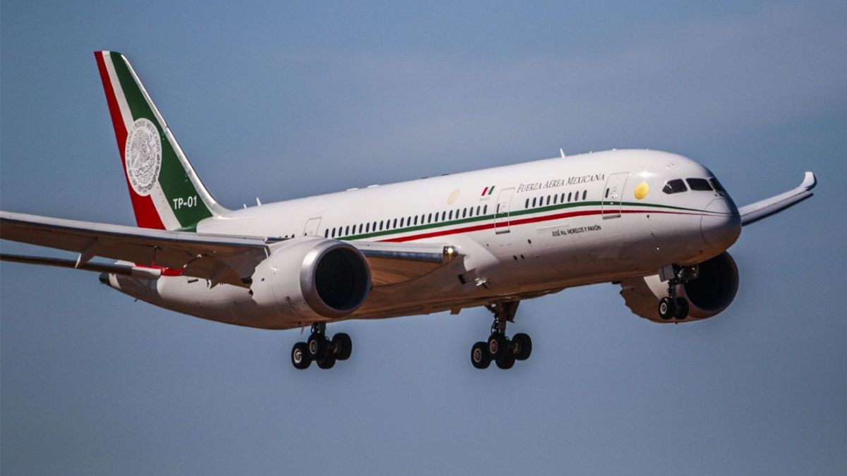 24 Morelos Avión Presidencial