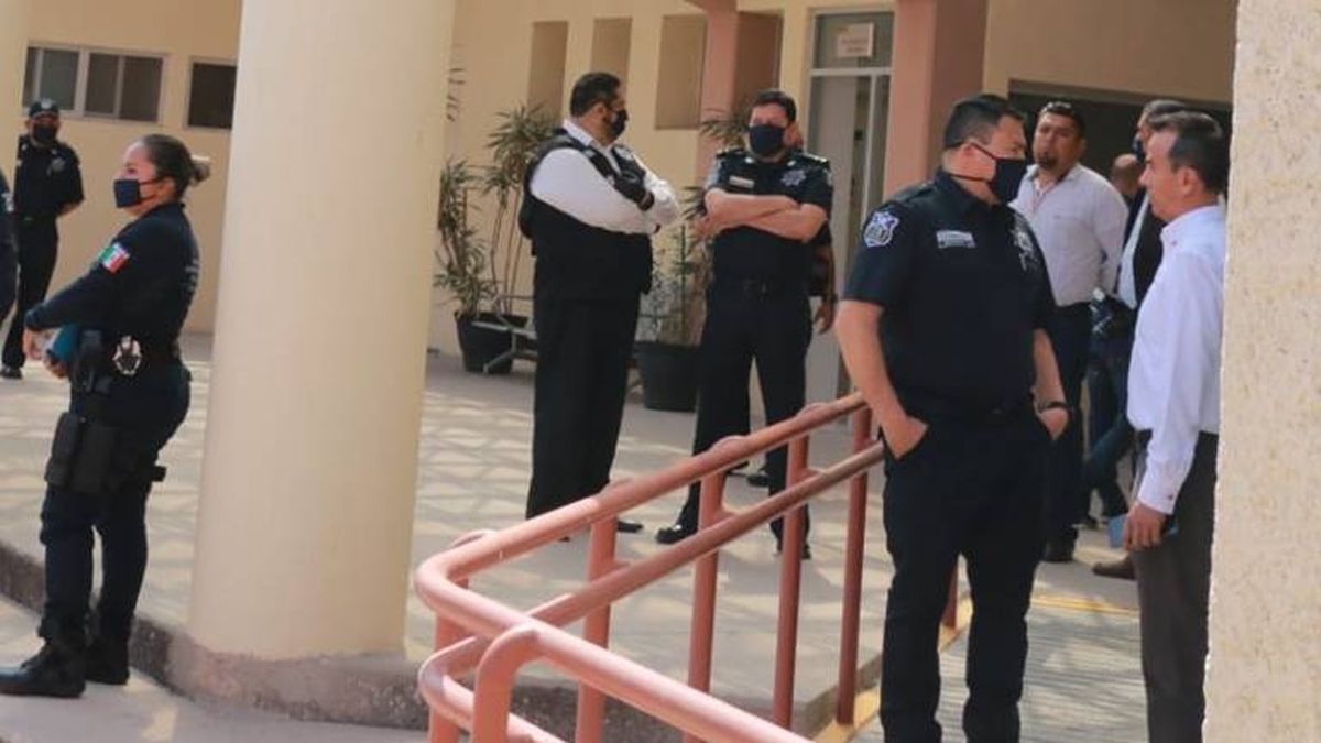 24 Morelos Laboratorio San Luis Potosí policía cubrebocas