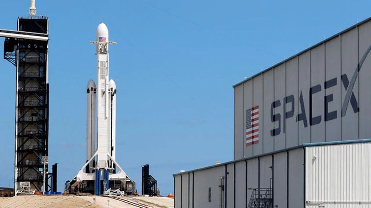 24 Morelos Nave Espacial Space X