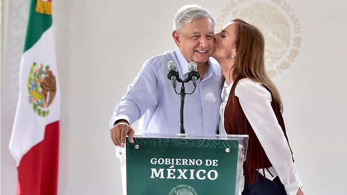 24 Morelos AMLO y Beatriz