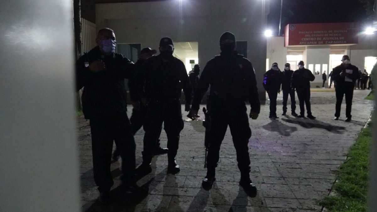 24 Morelos Liberan Oficinas de CODHEM