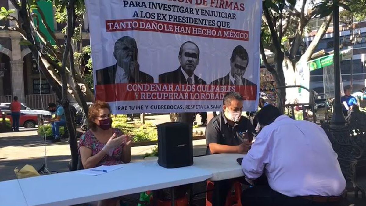 24 Morelos Firmas juicio a ex presidentes