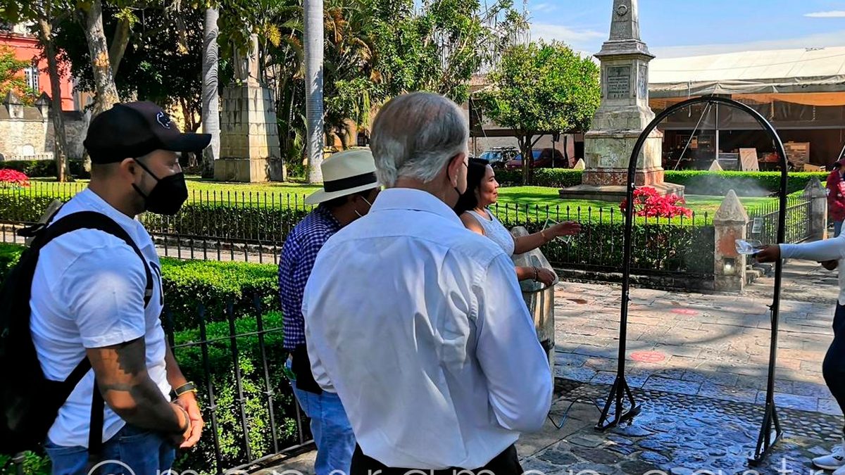 24 Morelos Arco desinfectante Catedral de Cuernavaca
